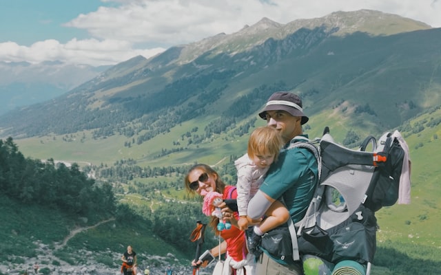 Photo by Andrew Solok 🇺🇦 on Unsplash — representative image for Midweek Makers