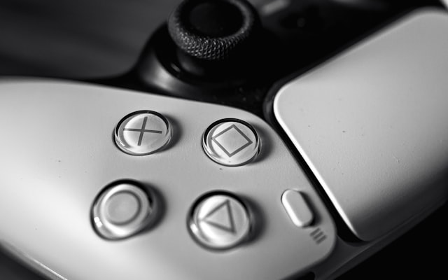 Photo by Mauro Lima on Unsplash — representative image for Contender Esports O'Fallon