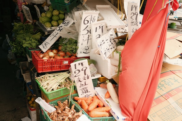farmers market image
