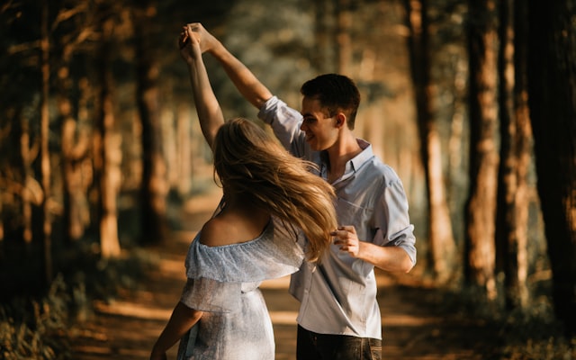 Dance partners in motion